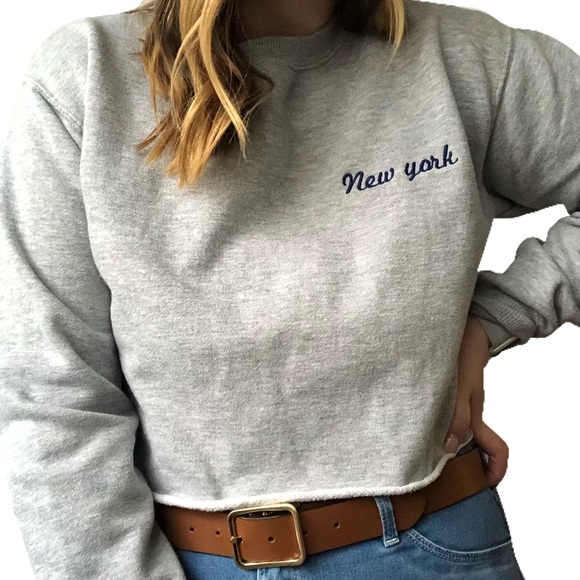 Brandy Melville Tops - CROPPED SWEATSHIRT